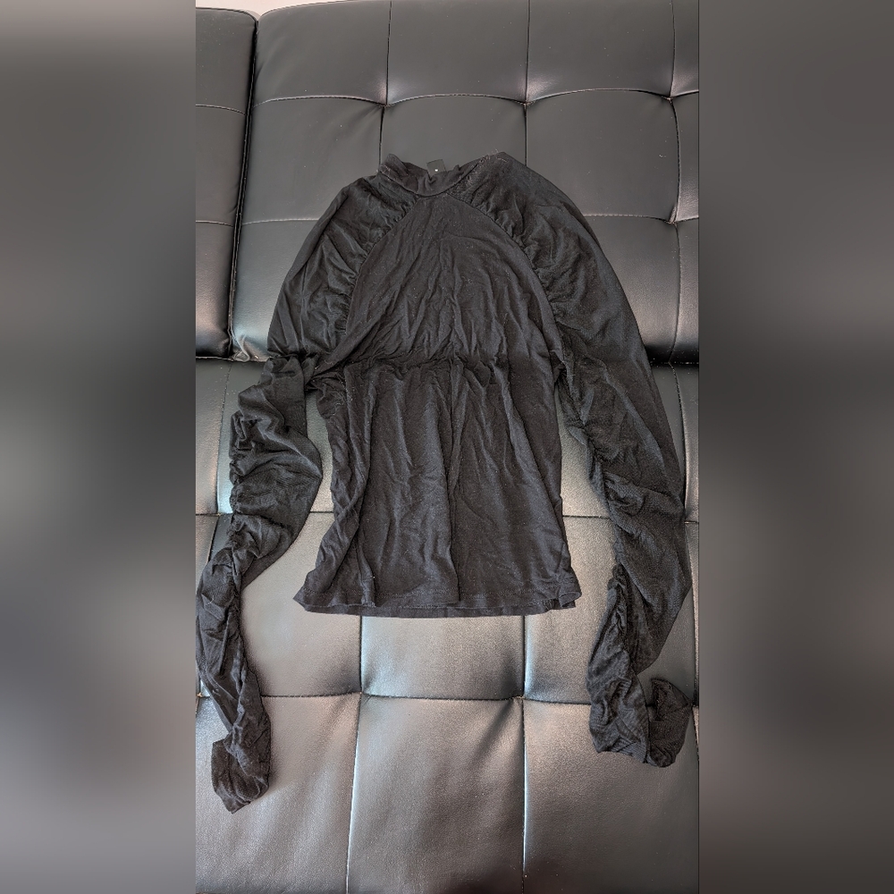 Elegant Black Ruched Sleeve Top
